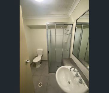 READY FOR YOU TO MOVE IN TO THIS FURNISHED PROPERTY - AVAILABLE NOW!! - Photo 5