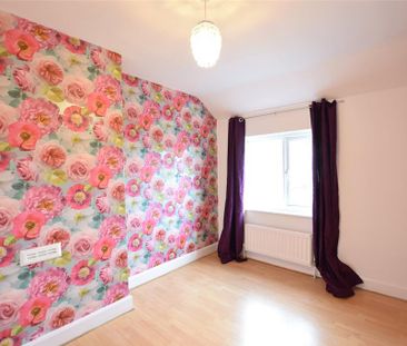 3 bedroom semi-detached house to rent - Photo 6