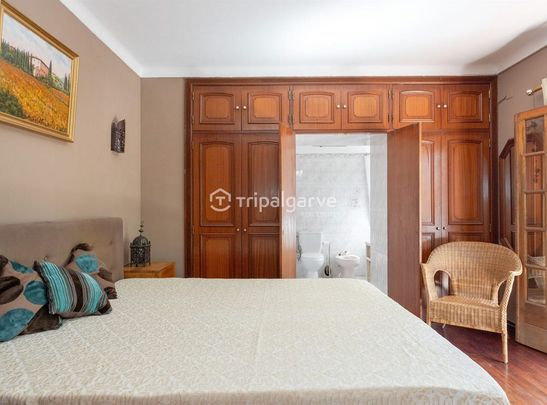 Faro, Albufeira, Guia, Portugal, Albufeira, Faro 8200-385 - Photo 1