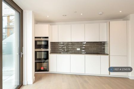 2 bedroom flat to rent - Photo 5