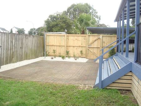 Charming 3BR Highland Park Haven - Photo 3