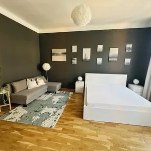 MÖBLIERTE 3-ZIMMER WOHNUNG IN TOP-LAGE - Photo 3