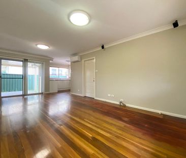 The perfect villa in the perfect location! - Photo 1