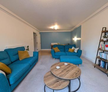 2 bedroom flat to rent - Photo 4