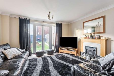 Aphelion Way, Shinfield, Reading, RG2 - Photo 2
