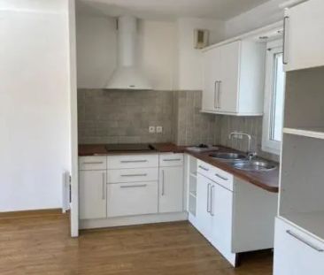 Appartement à louer 3 pièces 64m² - Photo 2