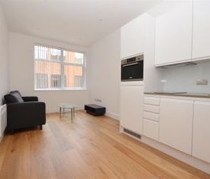 1 Bedrooms Flat to rent in Park Street West, Luton LU1 | £ 162 - Photo 1
