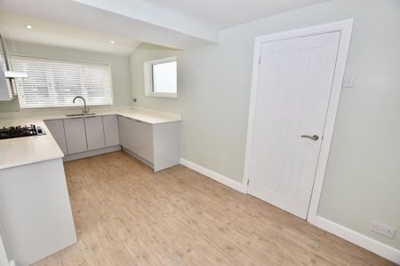 Niven Close, Coventry - 3 Bedroom EoT, Allesley Village - Photo 2