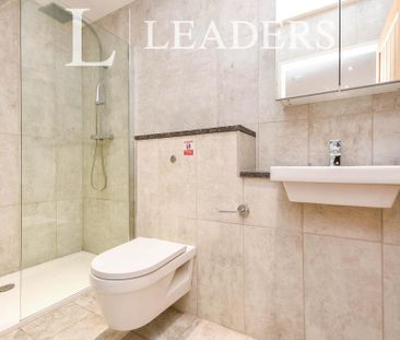2 bedroom semi-detached house to rent - Photo 3