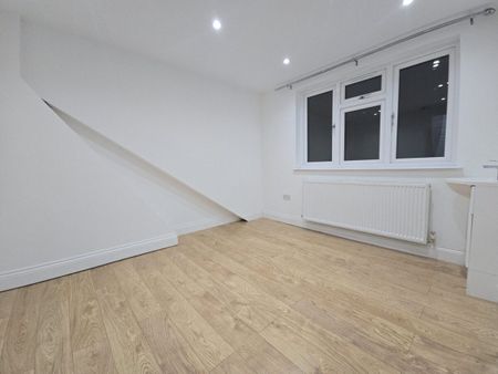 Uxbridge Road, UB1, Southall - Photo 4