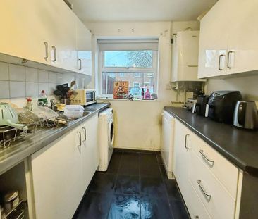 5 bedroom terraced house to rent - Photo 6