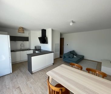 Location Appartement 2 pièces 46m² - Photo 2