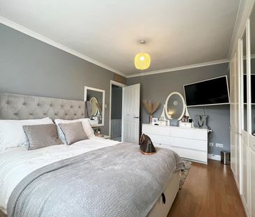 Kingsway, Woking, Surrey, GU21 - Photo 6