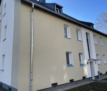 Da kommt man gern Heim. 2-Zimmer-Dachgeschosswohnung mit Panoramaba... - Foto 1