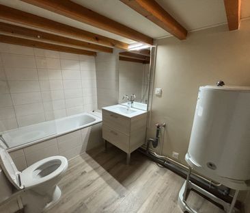 Location Appartement 1 pièce 24m² BOURG EN BRESSE 01000 - Photo 2