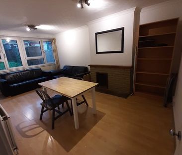 3 Bed Maisonette, Peckford Place, SW9 - Photo 2