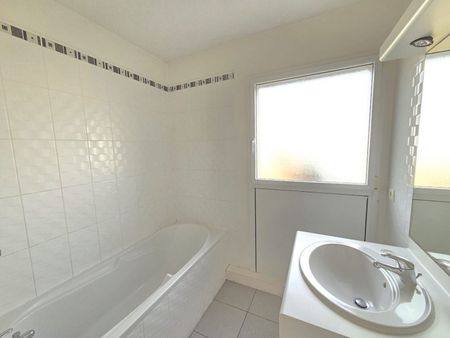 Appartement 2 pièces – 49 m² environ à Rennes Bourg-L'Evêque (ref : G62398) - Photo 2