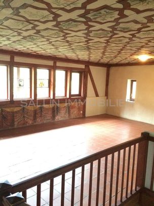 APPARTEMENT DUPLEX DE 3½ PIECES AVEC CARACTERES HISTORIQUES - Photo 1