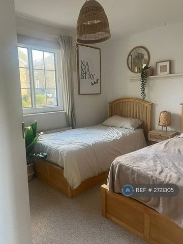 3 bedroom detached house to rent - Photo 5