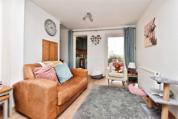 Victoria Place, Exmouth, Devon, EX8 - Photo 1