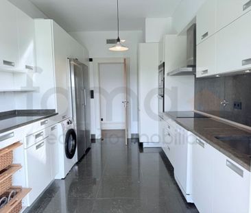 3 room luxury Apartment for rent in Lisbon - Photo 1
