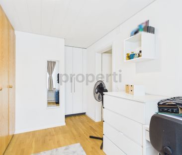 Gemütliche renovierte 4.5 Zimmerwohnung in Leibstadt, AG - Photo 4
