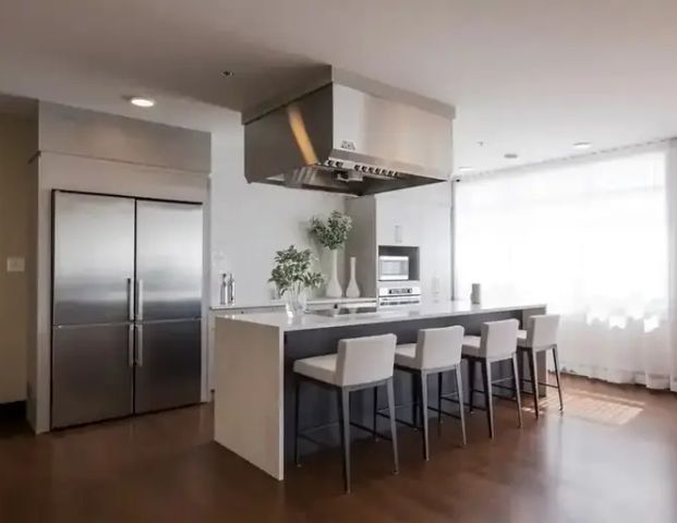 60 Cartier Street | 60 Cartier Street, Saint-Lambert - Photo 1