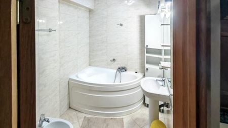 Apartament de inchiriat in Ploiesti, zona Cantacuzino-Euromed - Photo 5