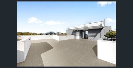 LOCATION & LIFESTYLE BENEFITS! - Photo 2