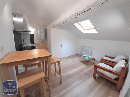 Location Appartement 2 pièces 15m² VILLEFRANCHE SUR SAONE 69400 - Photo 2