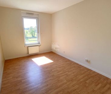 Location appartement 5 pièces 113.48 m² à Laval (53000) - Photo 5