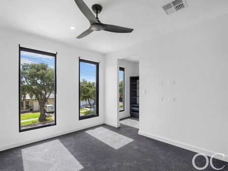 Open the Door To Luxurious Coastal Living in Henley Beach - Photo 5