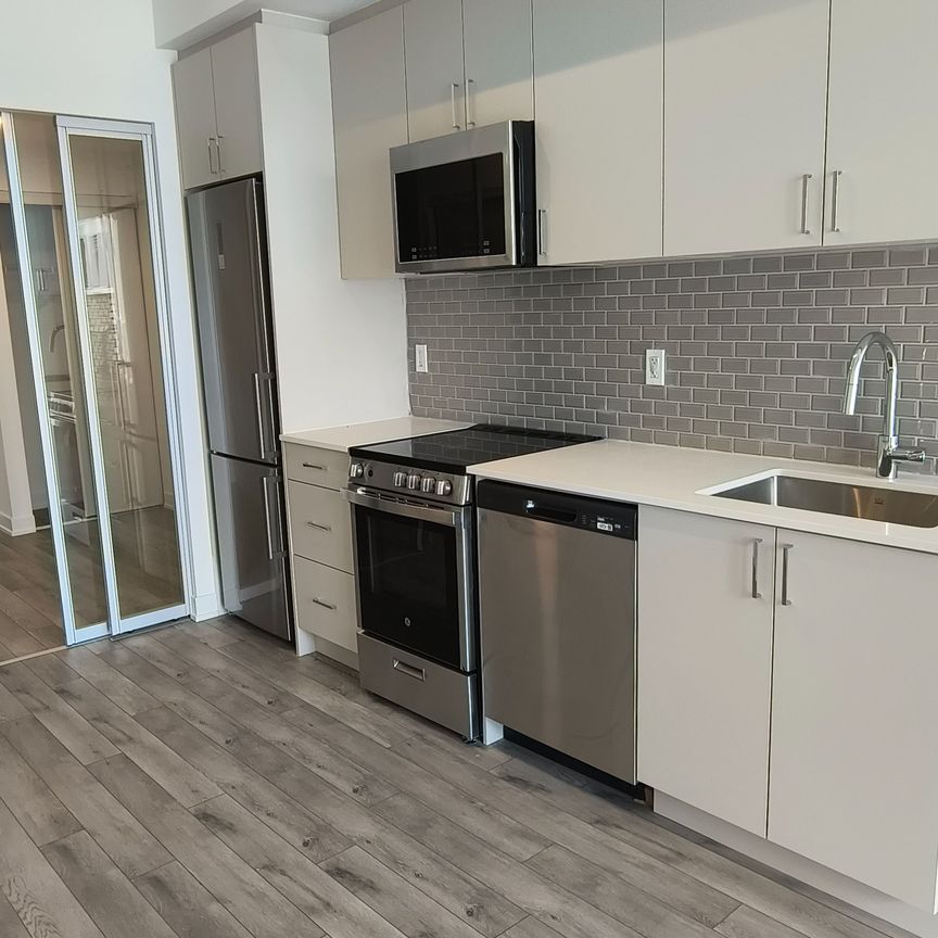 For Lease - 1005 Dundas Street Unit# 704, Oakville, Ontario - Photo 1