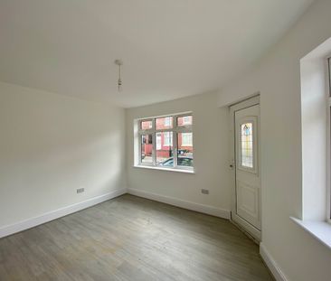 2 Bed Flat, Manton House, CV2 - Photo 2