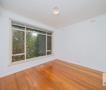 Prime location in Mount Waverley Secondary zone - Photo 4