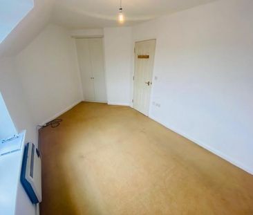 2 bedroom Flat To Let - Photo 6