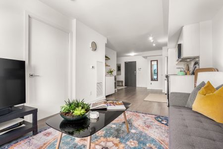 For Lease - 1401 O'Connor Drive Unit# 317, Toronto, Ontario - Photo 3