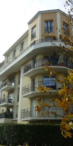 Location Appartement 3 pièces 55m² POISSY 78300 - Photo 4