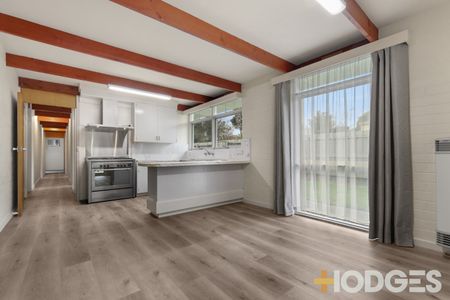 Perfect Location in Beaumaris - Photo 2