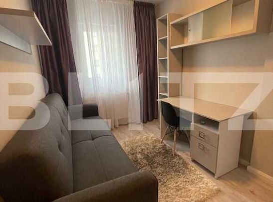 Apartament 3 camere, lux, 55 mp, parcare, zona Vivo - Photo 1
