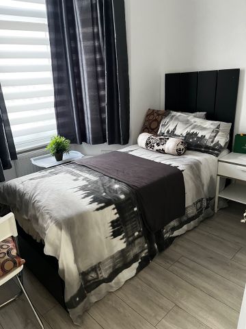 Studio Flat, Shrubbery Road, N9 - Photo 5