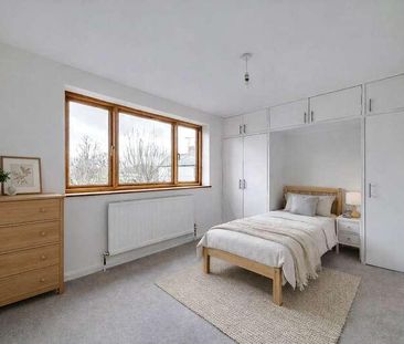 Harrow Cottage, Deacon Close, Cobham, Surrey, KT11 - Photo 6