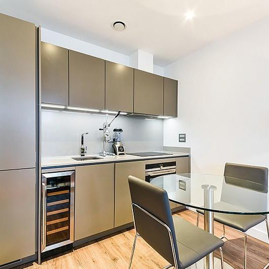 Studio to rent - Photo 1
