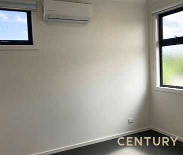 Spacious & Stylish Living in Prime Dandenong Location - Photo 6