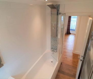 3 bedroom flat to rent - Photo 6