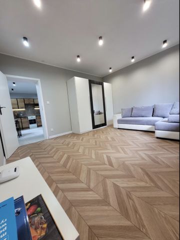 Duża kawalerka z miejscem parkingowym. - Zdjęcie 2