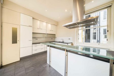 3 bedroom flat to rent - Photo 5