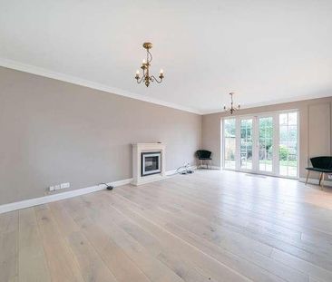 Burwood Park Road, Walton On Thames, Surrey, KT12 - Photo 1