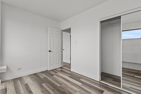 2900 Chemin de la Côte-de-Liesse, Montréal, QC - Photo 3