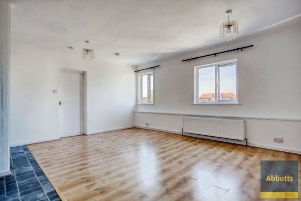 Princes Road, Felixstowe IP11 - Photo 1